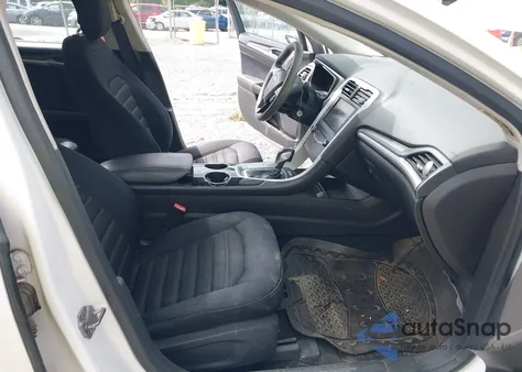 2013 Ford Fusion Se z USA, uszkodzony, nr VIN 3FA6P0HR0DR106937